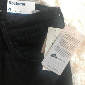 Old navy RockStar Super Skinny Jeans NWT
